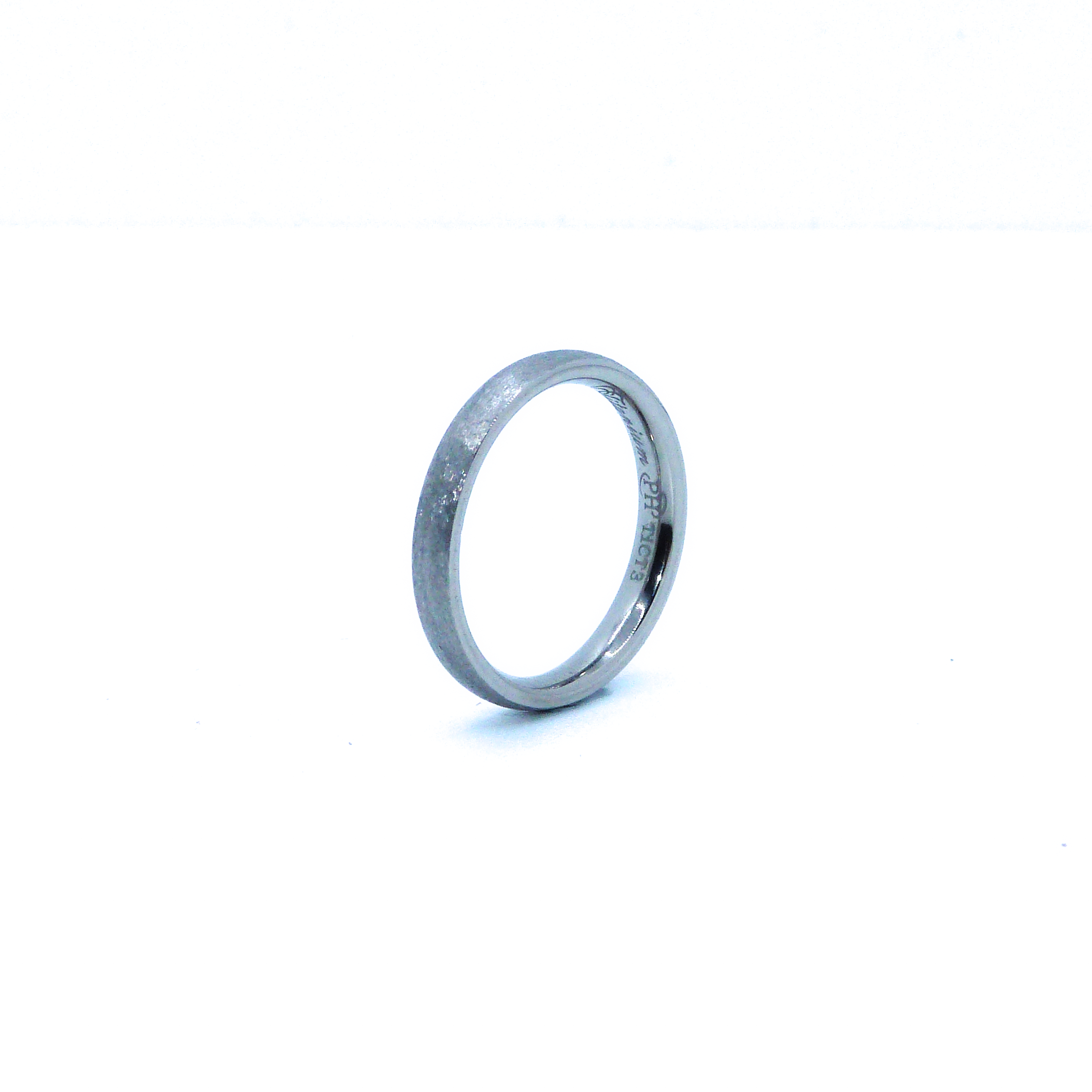 3mm D-shaped Titanium Ring view 3