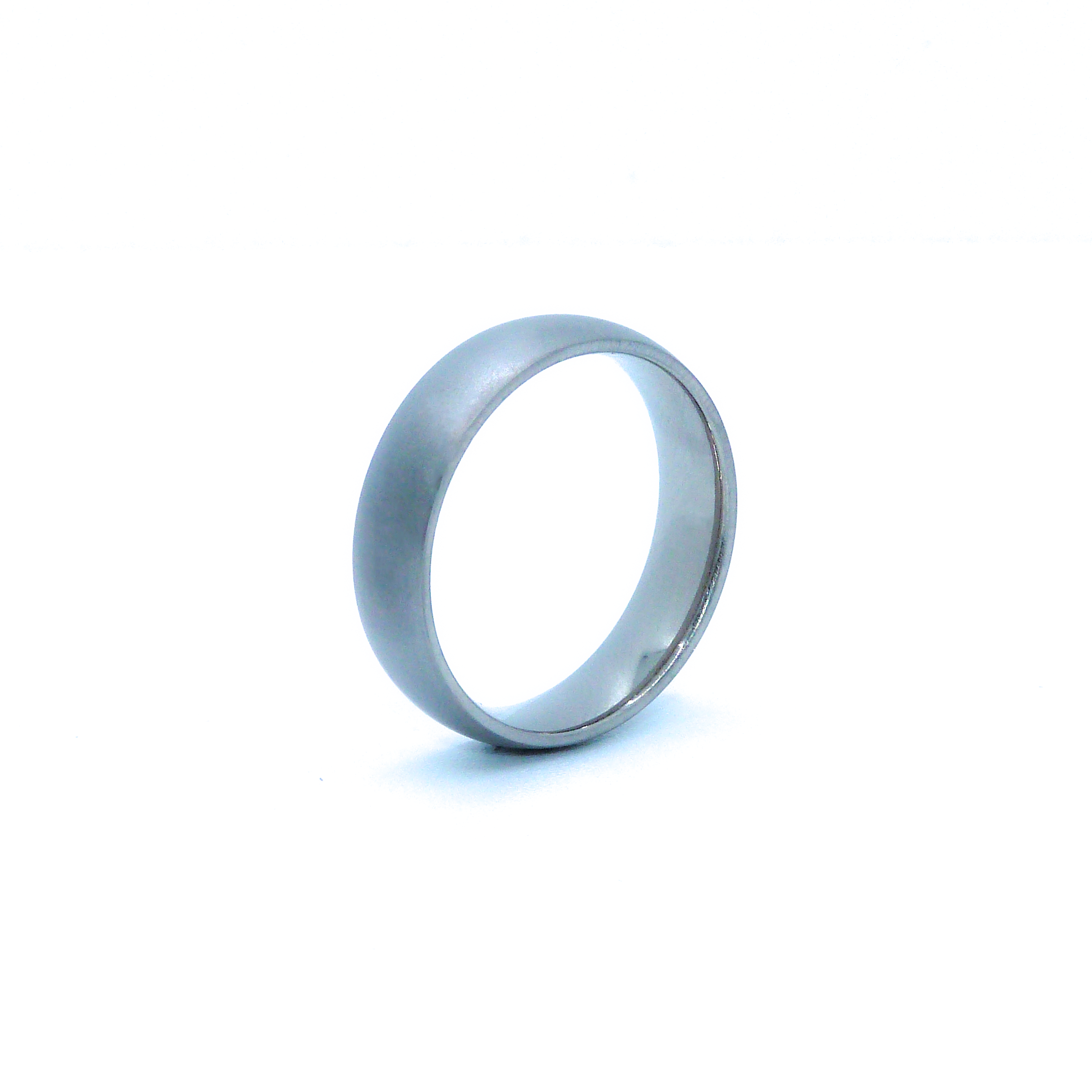 6mm D-shaped Titanium Ring view 2