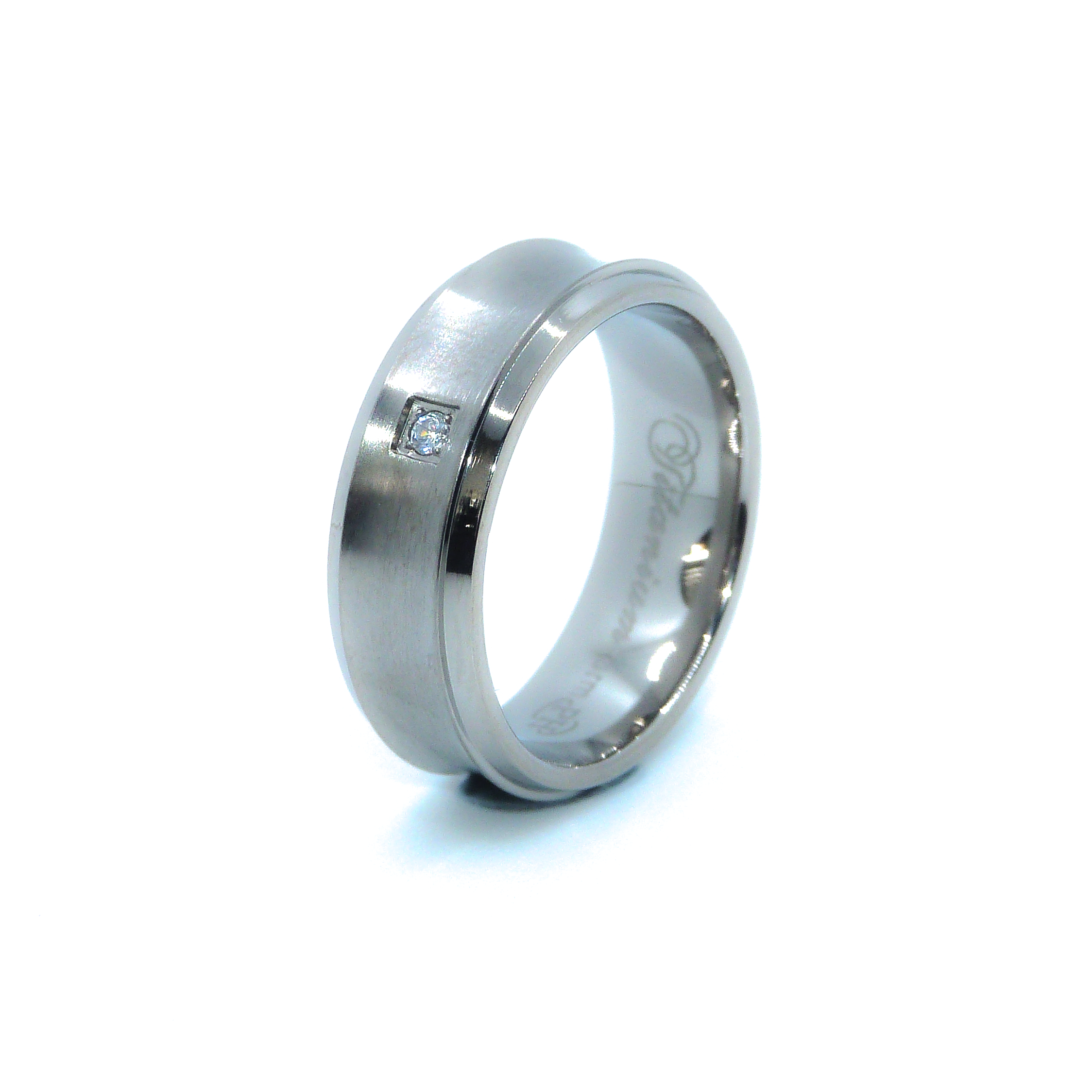 8mm Wide Concave + Court Ring